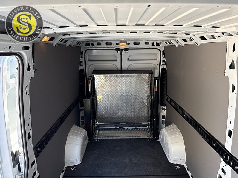 Used 2023 RAM ProMaster 2500 FWD image 14