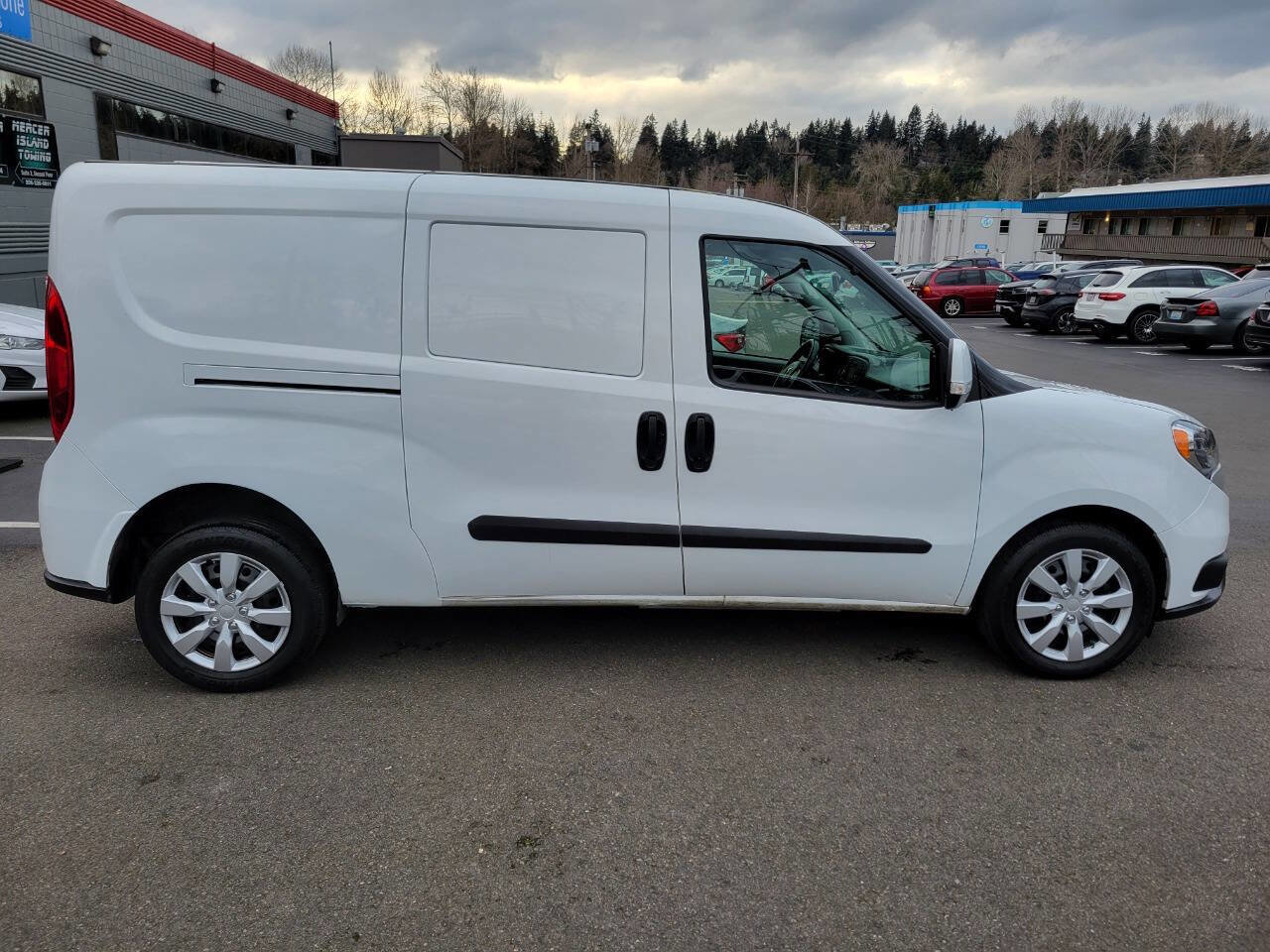 Used 2021 RAM ProMaster City Tradesman SLT image 8