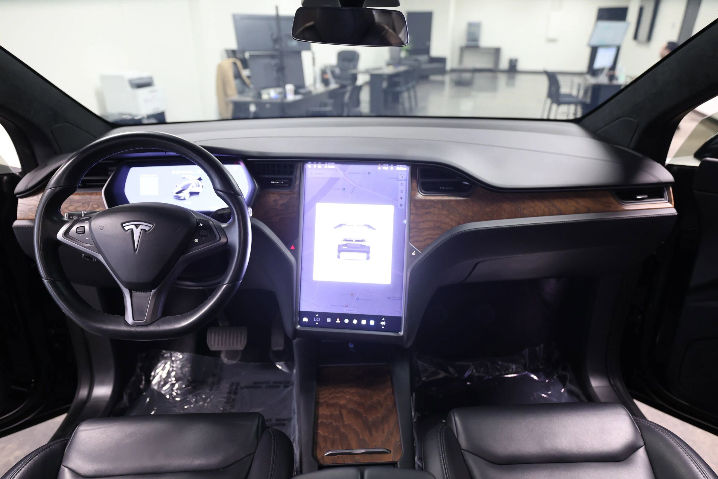 Used 2020 Tesla Model X Long Range image 17