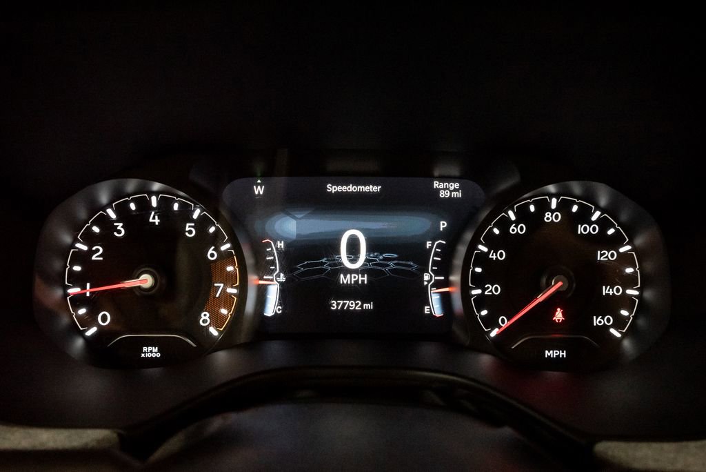 Used 2023 Jeep Compass Latitude image 15