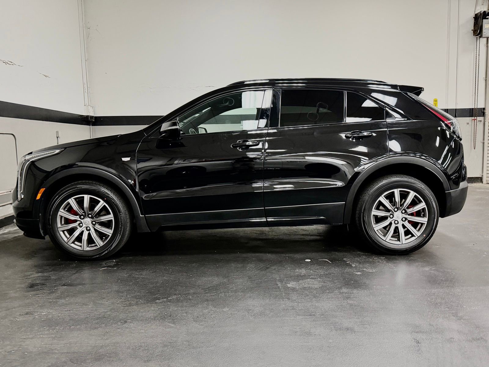 Used 2021 Cadillac XT4 Sport image 9