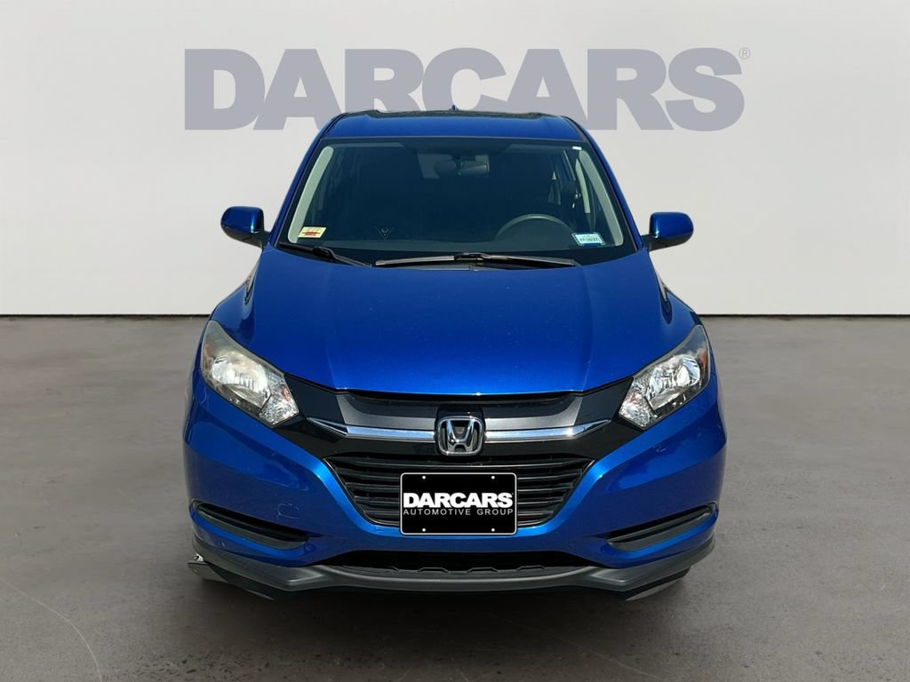 Used 2018 Honda HR-V LX image 2