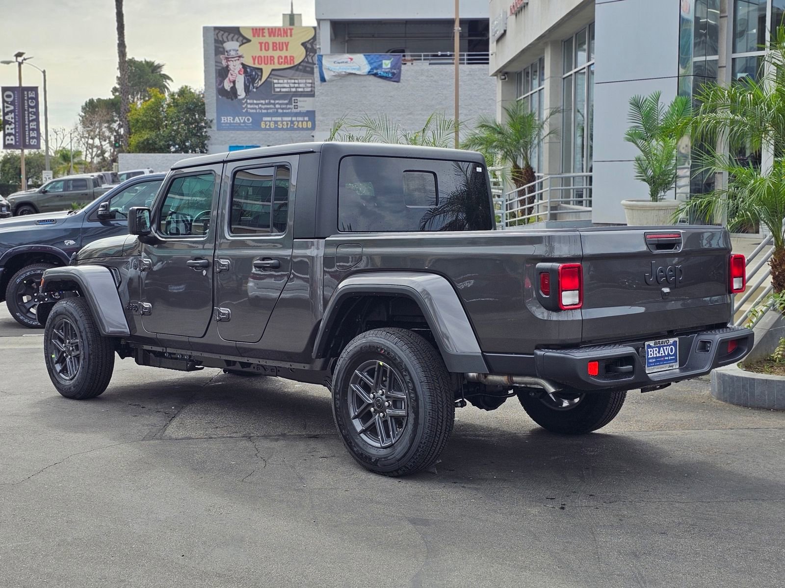 New 2026 Jeep Gladiator Sport image 5