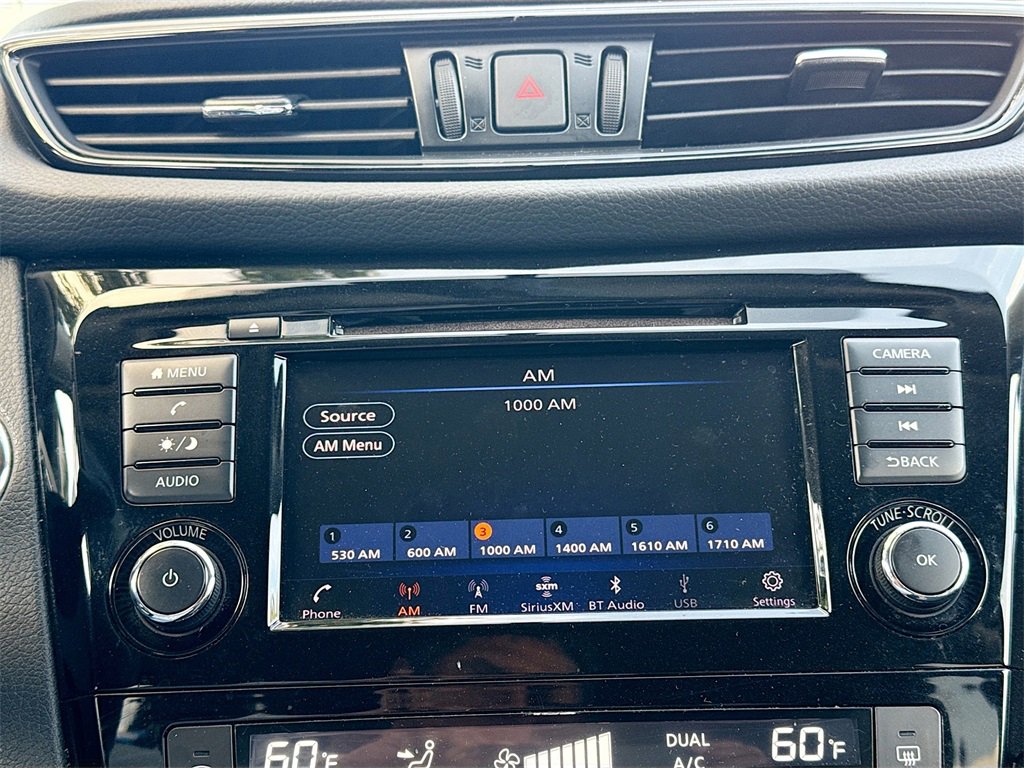 Used 2018 Nissan Rogue SV image 14