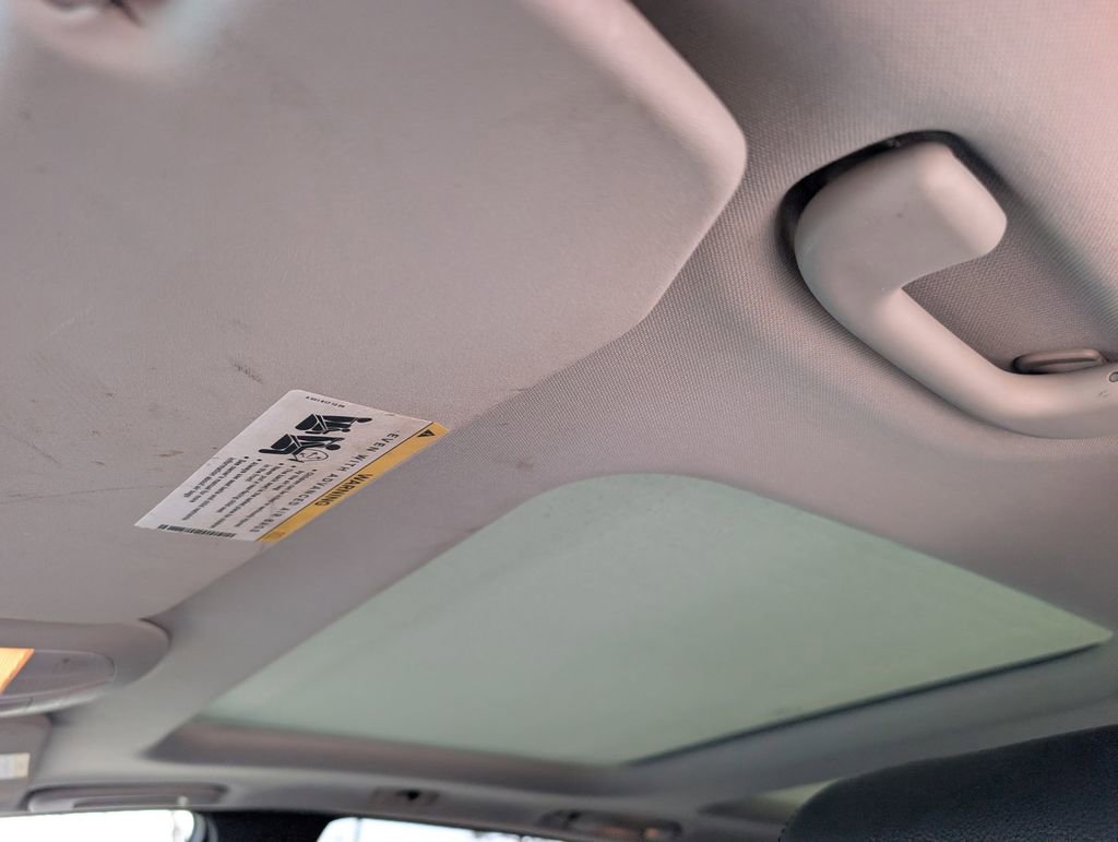 Used 2012 Mercedes-Benz R 350 R 350 image 21