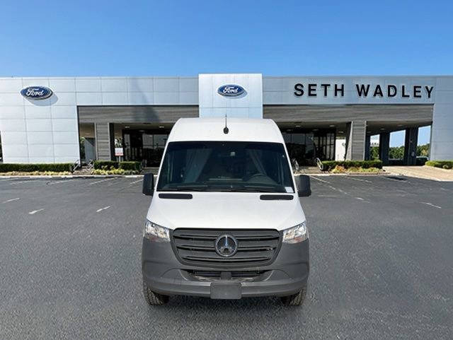 Used 2023 Mercedes-Benz Sprinter 2500 image 3