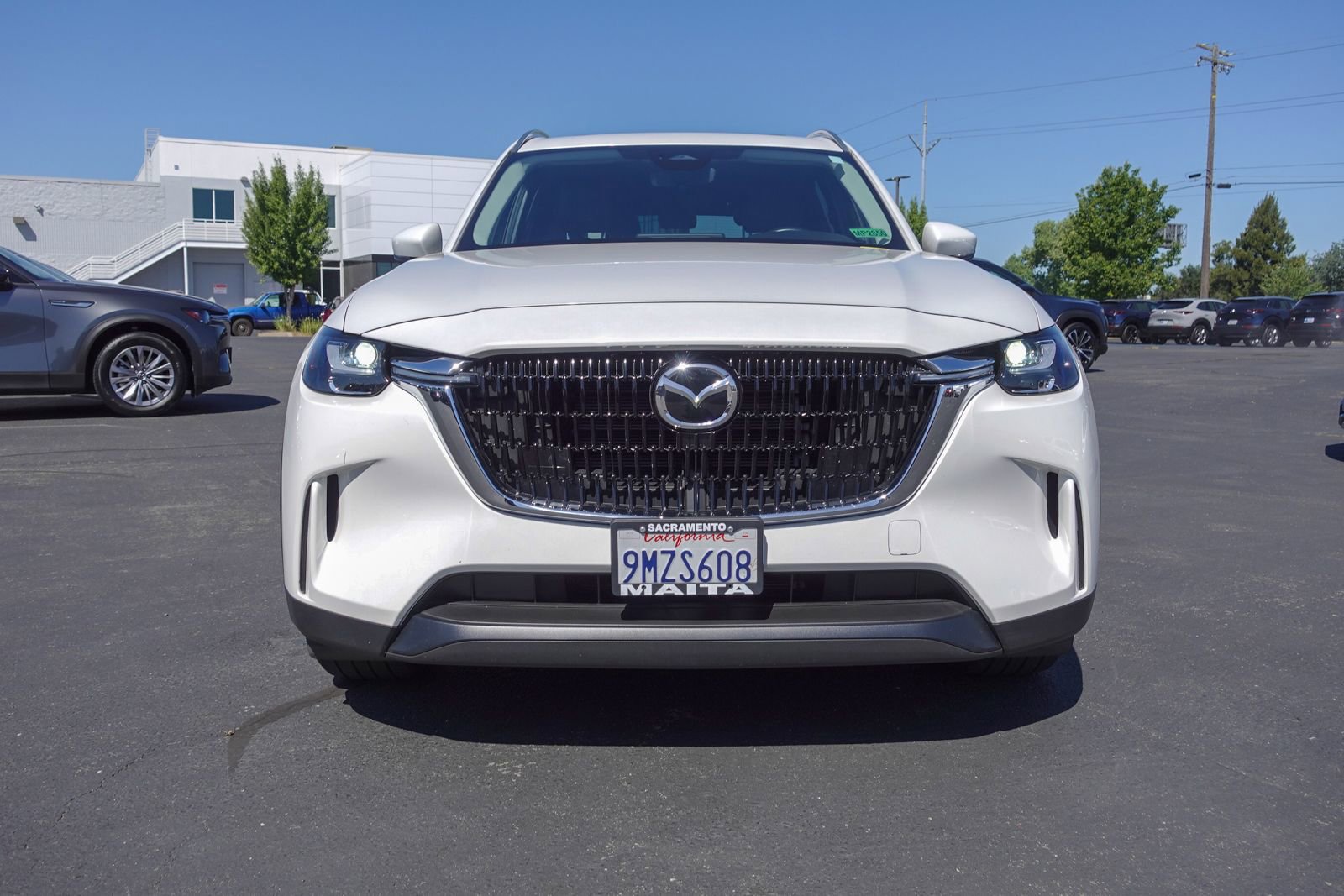 Used 2024 MAZDA CX-90 Plug-In Hybrid w/ Preferred AWD/4WD image 10