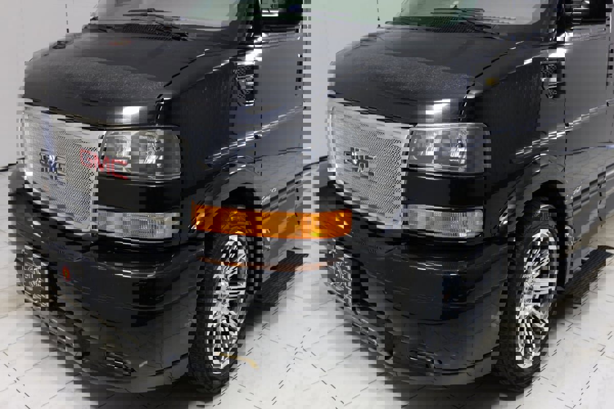 Used 2016 GMC Savana 2500 image 44