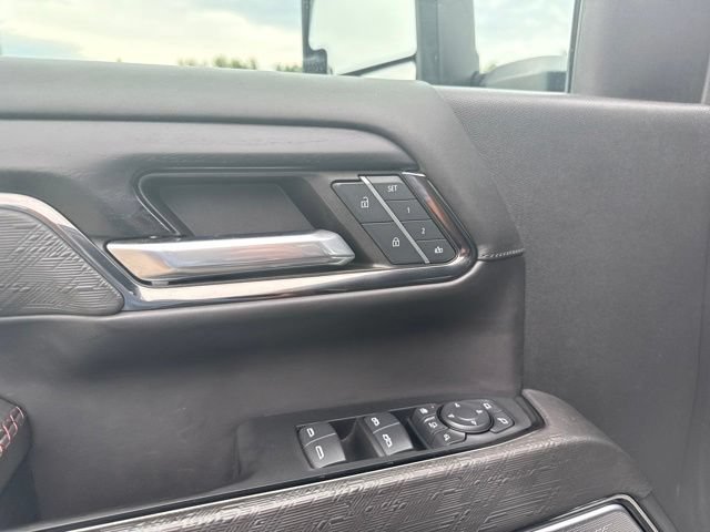Used 2024 GMC Sierra 2500 AT4X AWD/4WD image 13