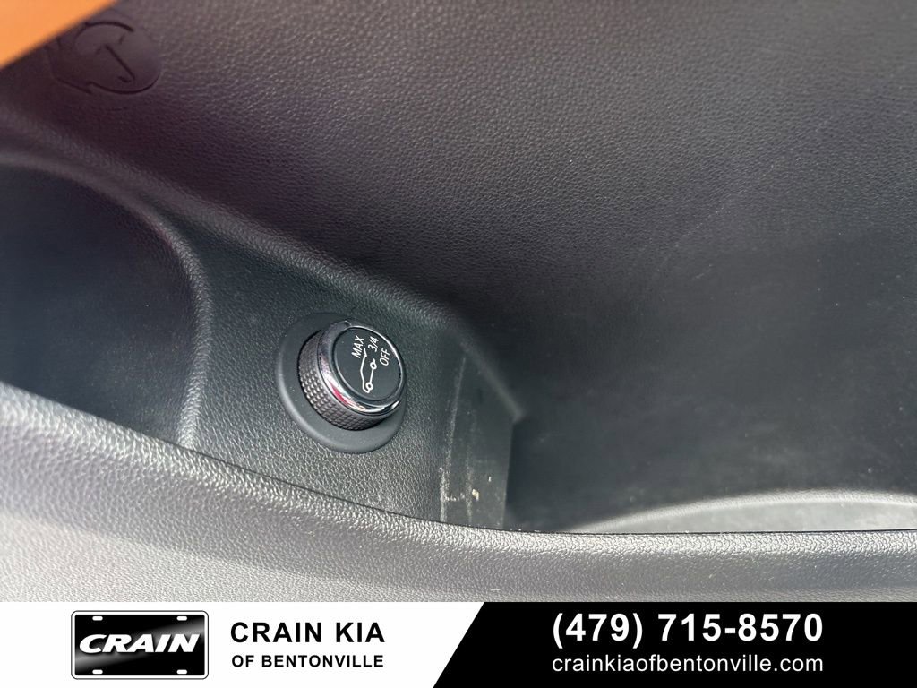 Used 2019 Cadillac XT4 Premium Luxury image 18