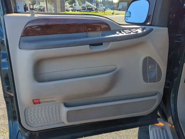 Used 2000 Ford Excursion Limited image 10