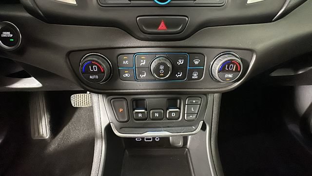 Used 2020 GMC Terrain SLE w/ Driver Convenience Package AWD/4WD image 21