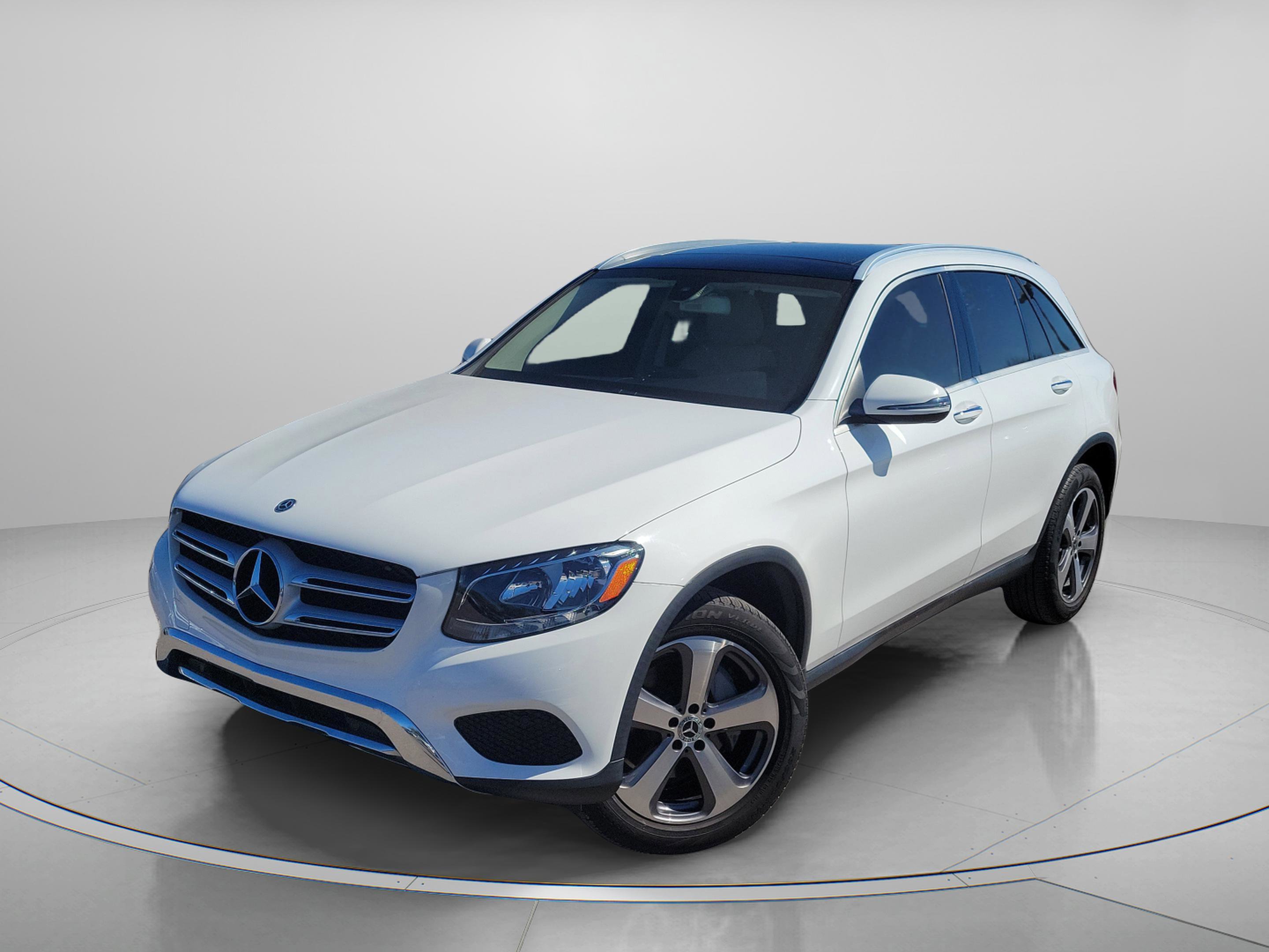 Used 2019 Mercedes-Benz GLC 300 image 2