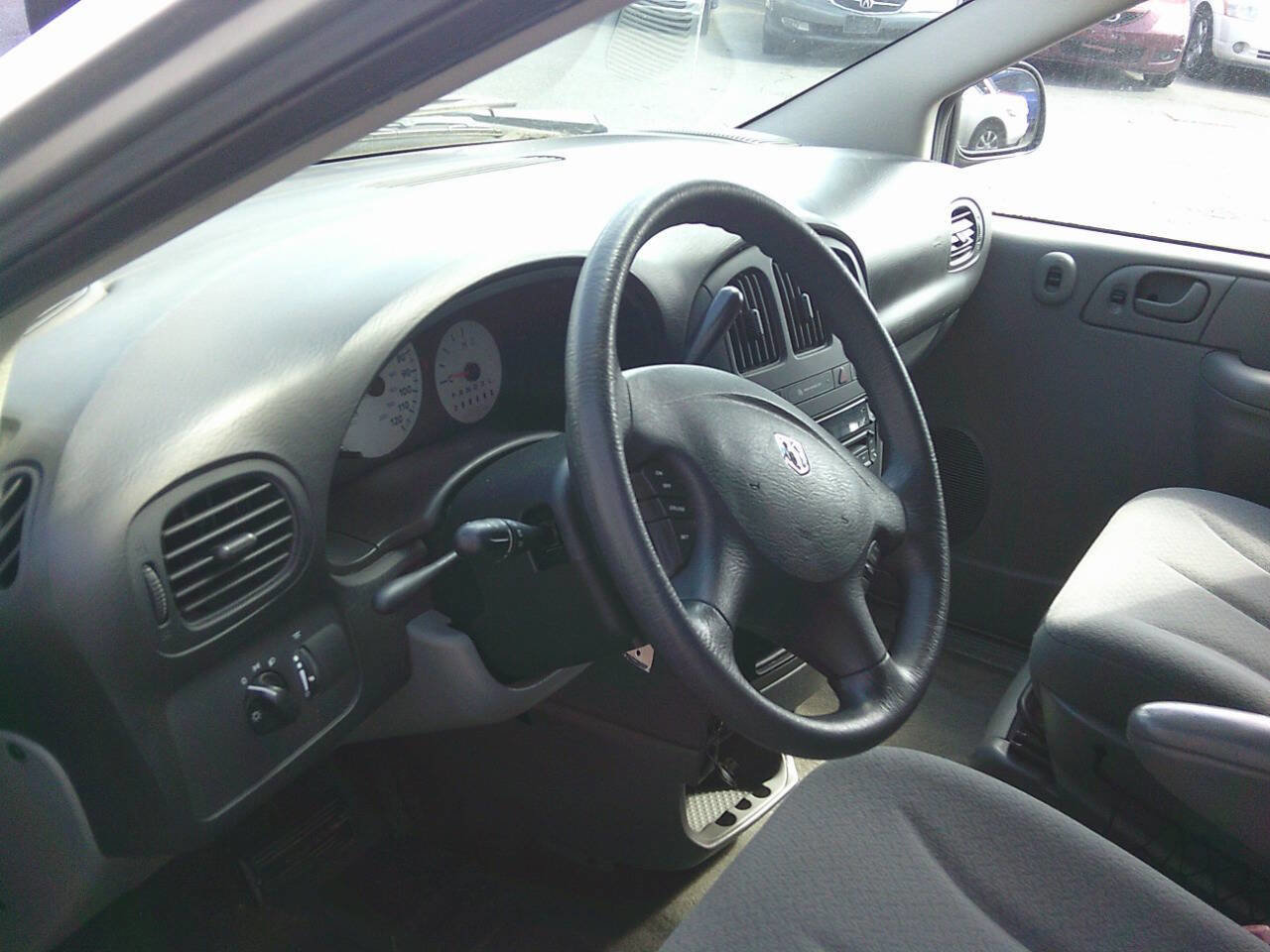 Used 2006 Dodge Caravan SE w/ Popular Equipment Group I image 5