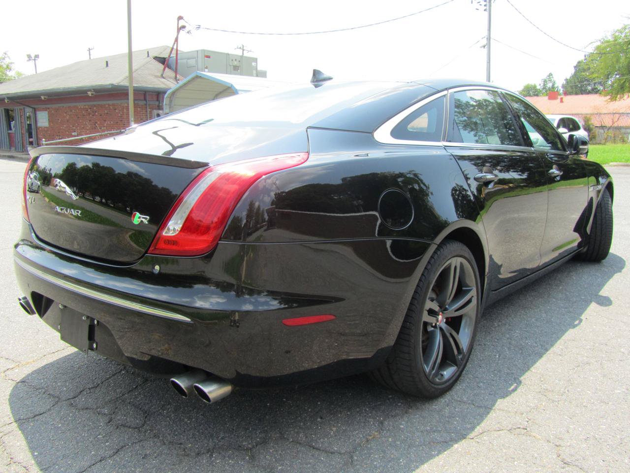 Used 2014 Jaguar XJ R Long Wheel Base RWD image 10