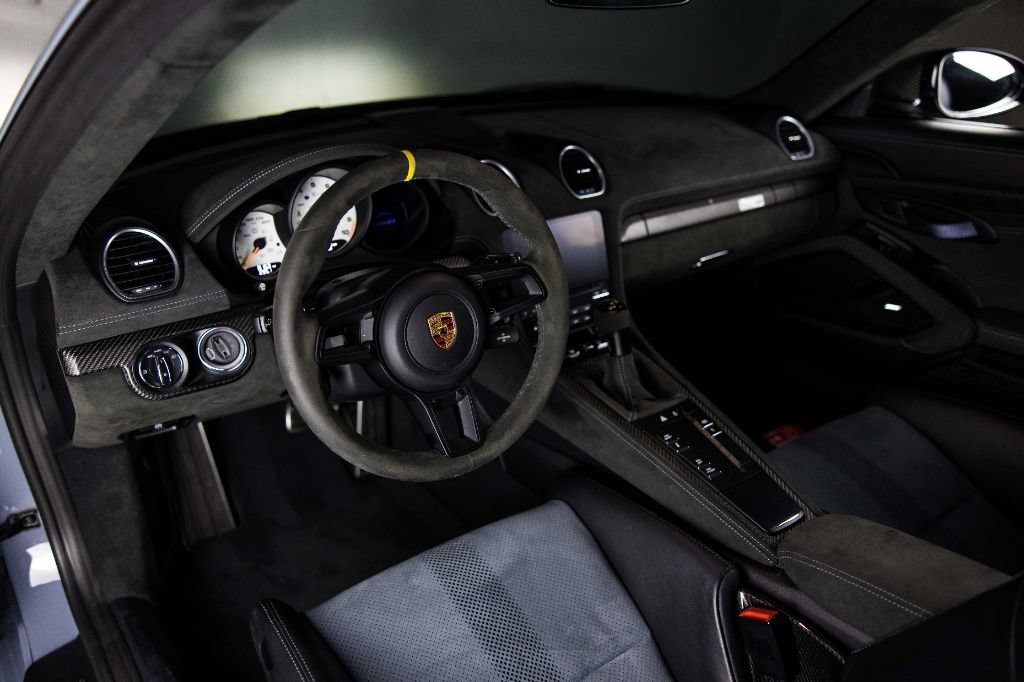 Used 2023 Porsche 718 Cayman GT4 RS RWD image 16