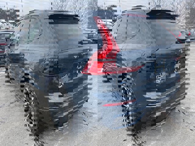 New 2026 Volvo XC60 B5 Ultra w/ Climate Package image 2