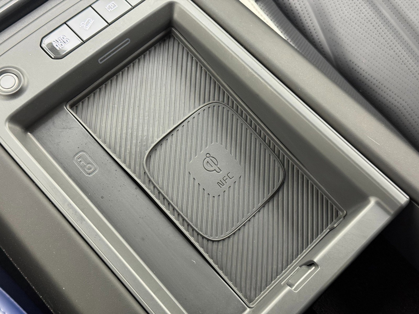 Used 2025 Kia EV9 GT-Line image 34