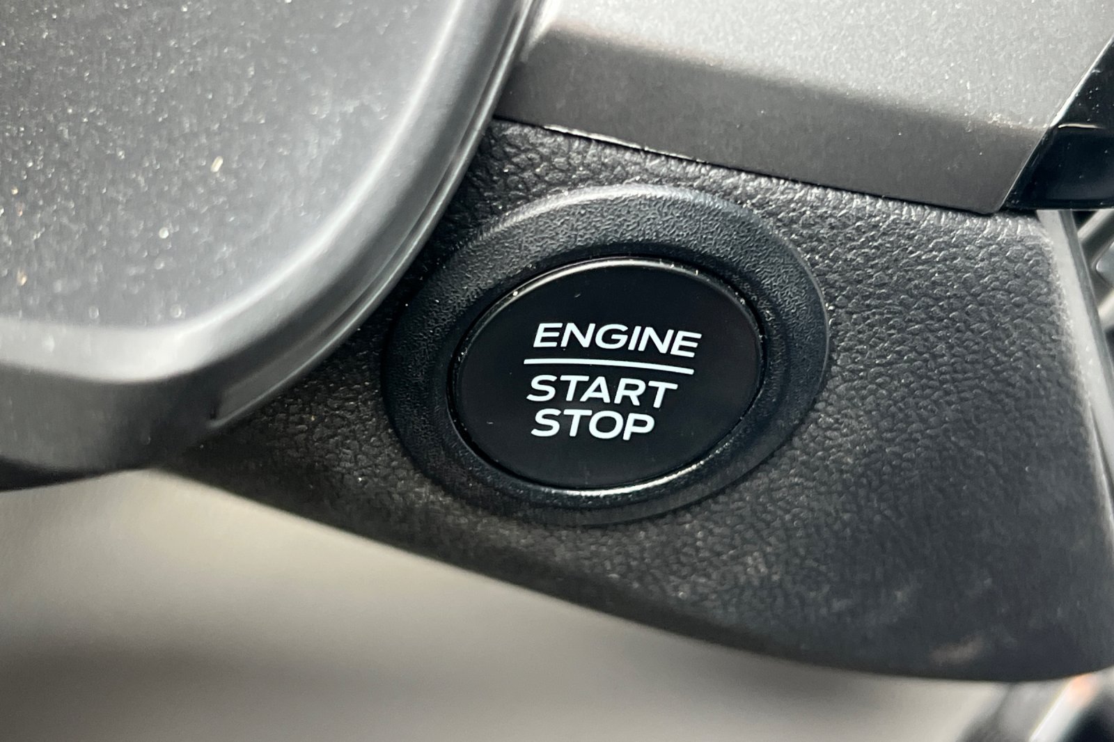 Used 2024 Ford Escape Active FWD image 32