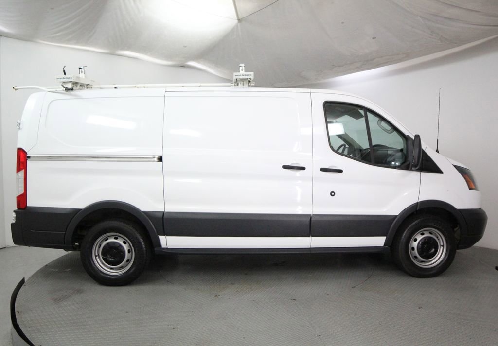 Used 2016 Ford Transit 150 130 Low Roof RWD image 5