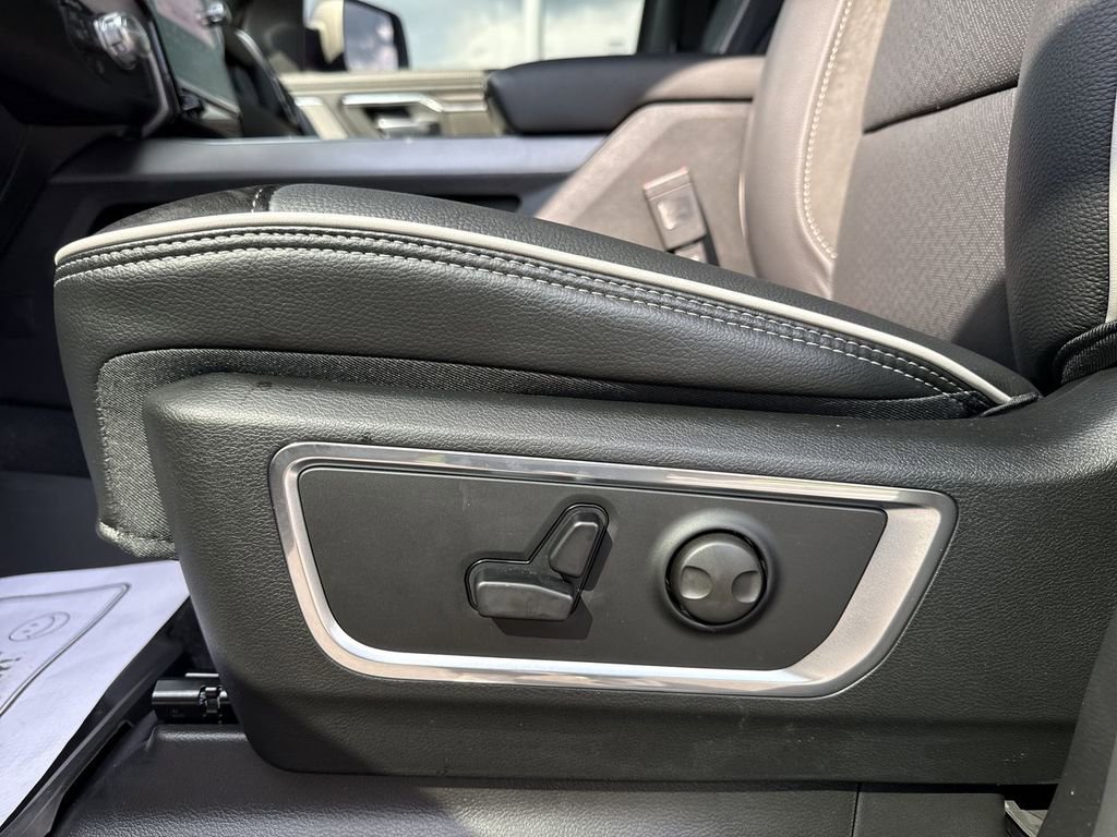 New 2026 RAM 1500 Laramie w/ Night Edition image 12