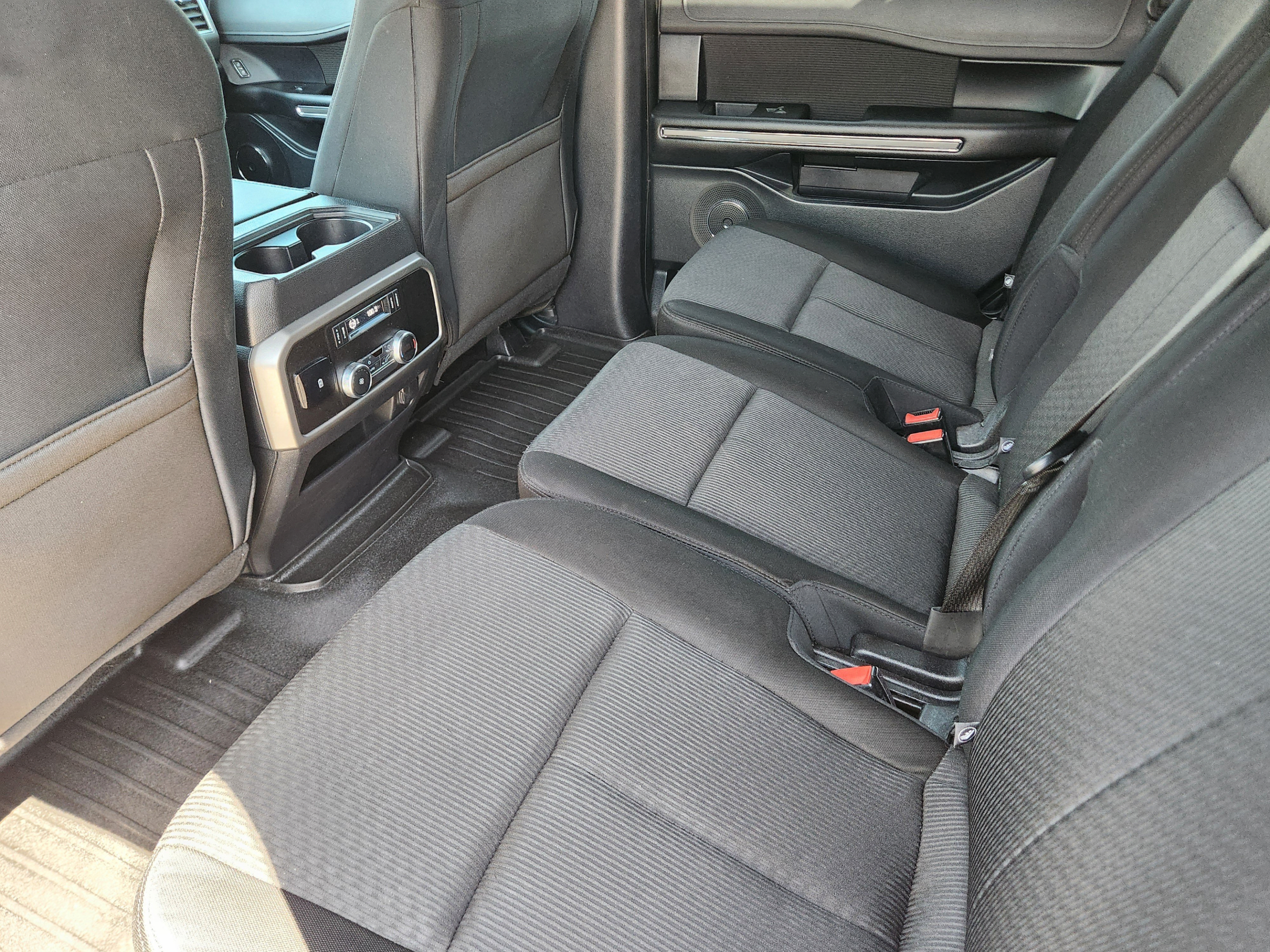 Used 2020 Ford Expedition XLT RWD image 27