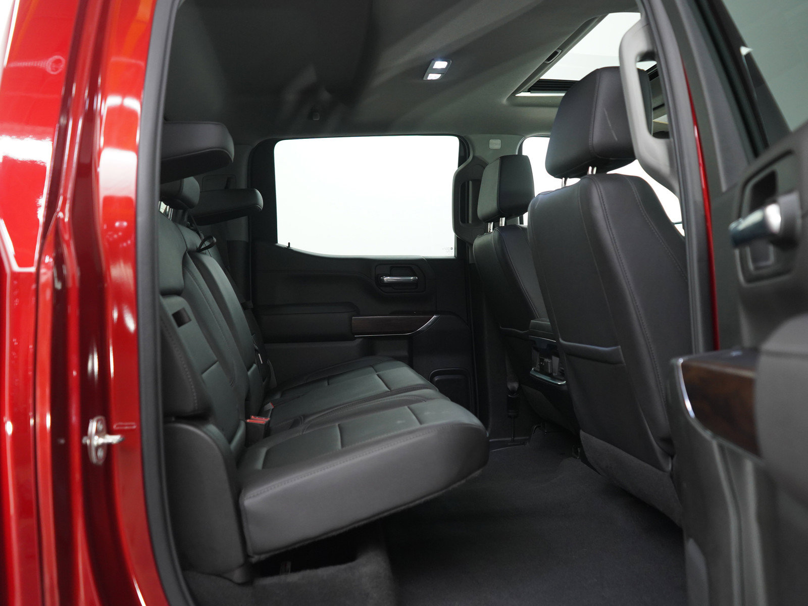 Used 2022 GMC Sierra 1500 SLT w/ SLT Premium Package AWD/4WD image 12