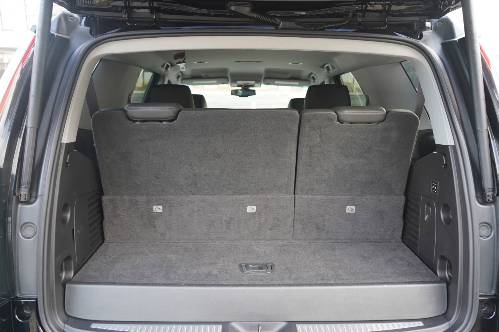 Used 2016 Cadillac Escalade 2WD image 24