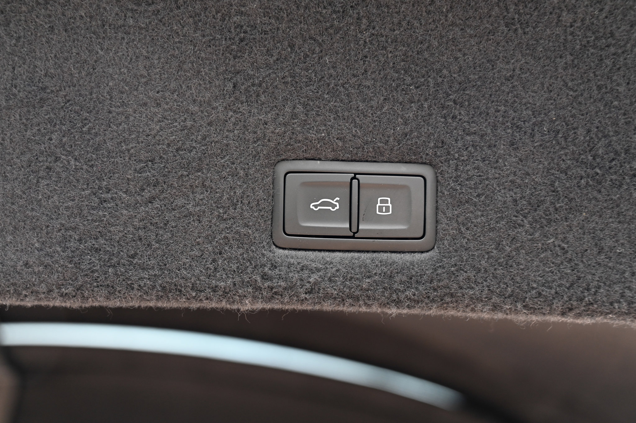 Used 2021 Lamborghini Urus image 47