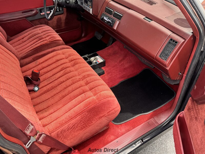 Used 1991 Chevrolet Silverado 1500 2WD Regular Cab image 25