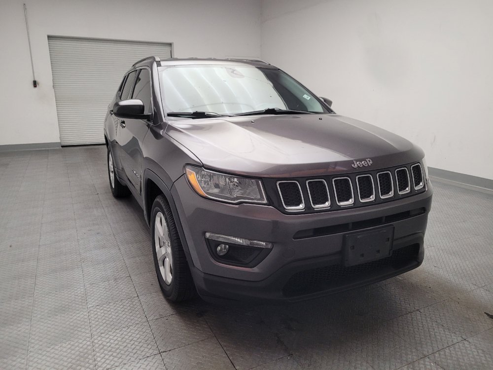 Used 2018 Jeep Compass Latitude w/ Popular Equipment Group FWD image 14