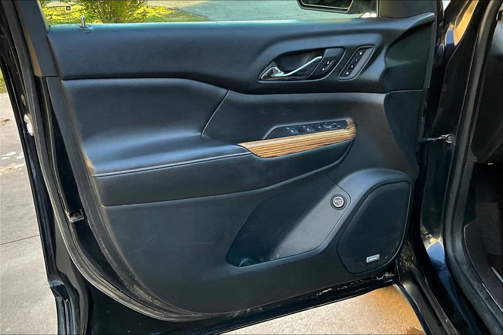 Used 2017 GMC Acadia Denali w/ Technology Package image 22