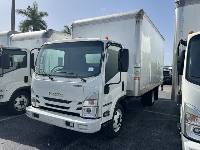 Used 2024 Isuzu NPR RWD image 7