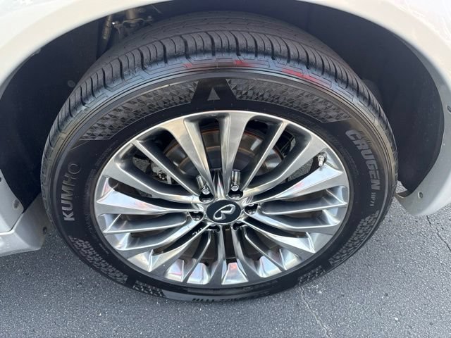 Used 2021 INFINITI QX80 Sensory w/ Cargo Package AWD/4WD image 11