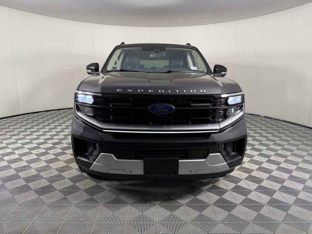 Used 2025 Ford Expedition Max Platinum AWD/4WD image 5
