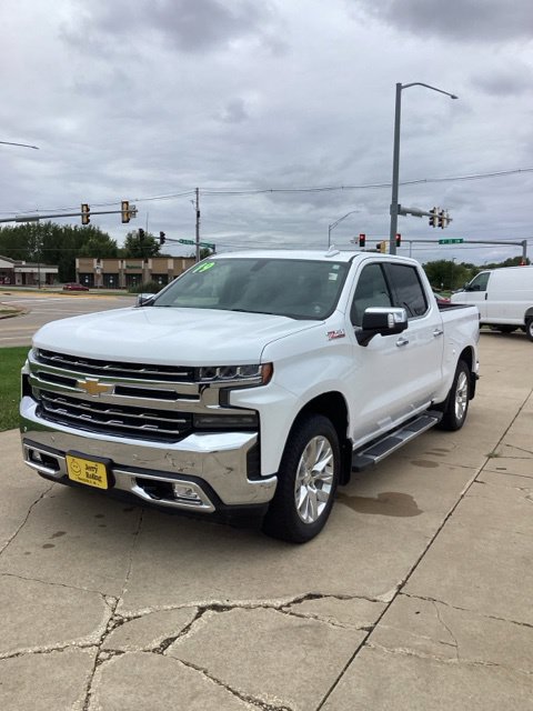 Used 2019 Chevrolet Silverado 1500 LTZ AWD/4WD image 1