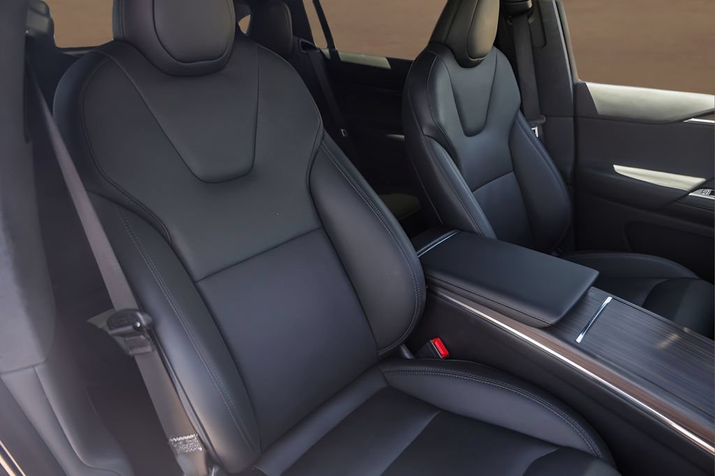 Used 2023 Tesla Model X AWD/4WD image 27