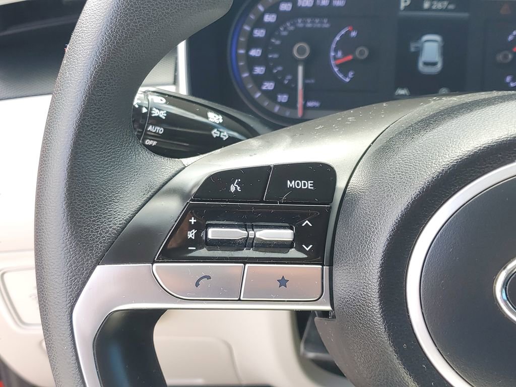 Certified 2022 Hyundai Tucson SE image 25