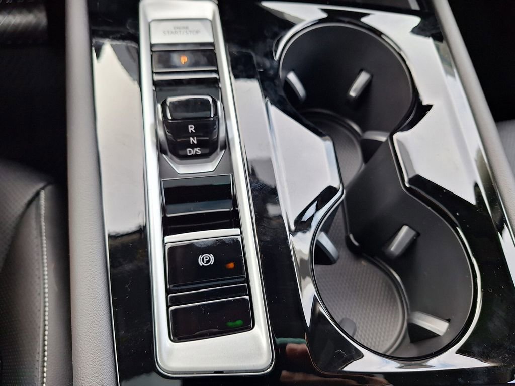 New 2026 Volkswagen Atlas SE image 18