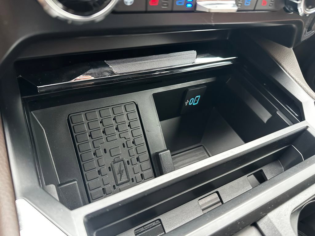 New 2025 Ford F250 King Ranch w/ Chrome Package image 76