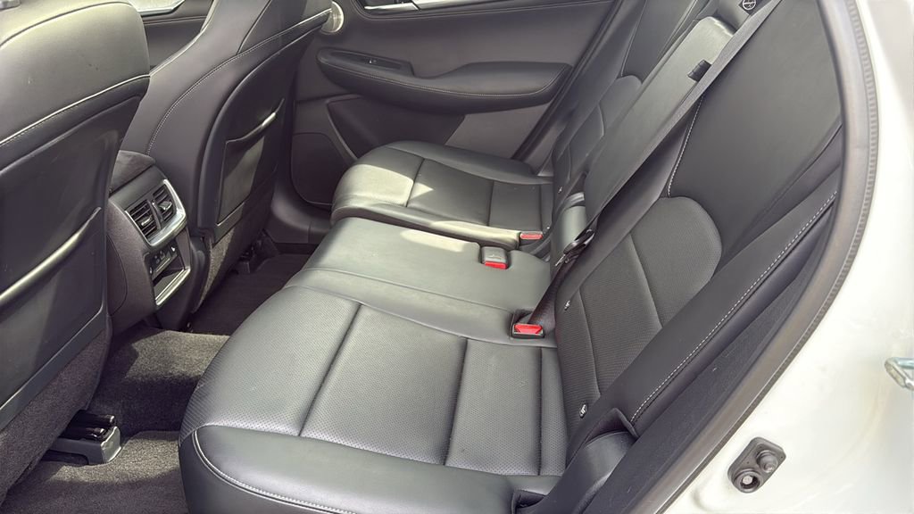 Used 2023 INFINITI QX50 Sensory w/ Accent Package FWD image 23