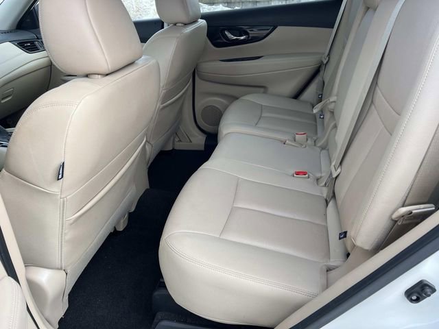 Used 2020 Nissan Rogue SL image 14