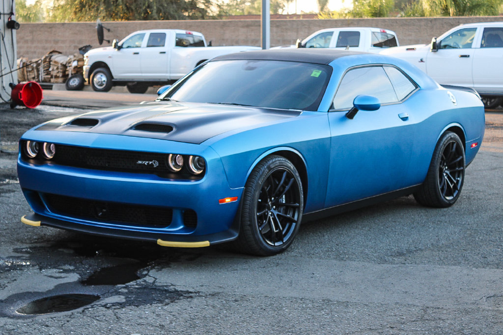 Used 2023 Dodge Challenger SRT Hellcat w/ Driver Convenience Group RWD image 4