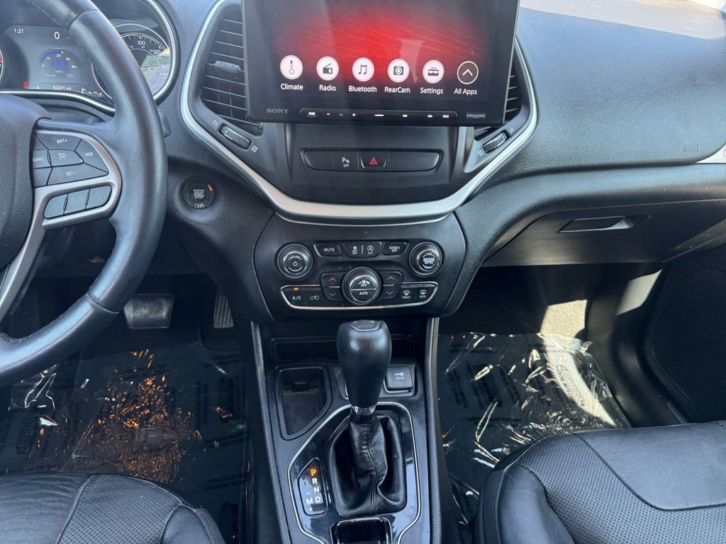 Used 2019 Jeep Cherokee Limited image 11