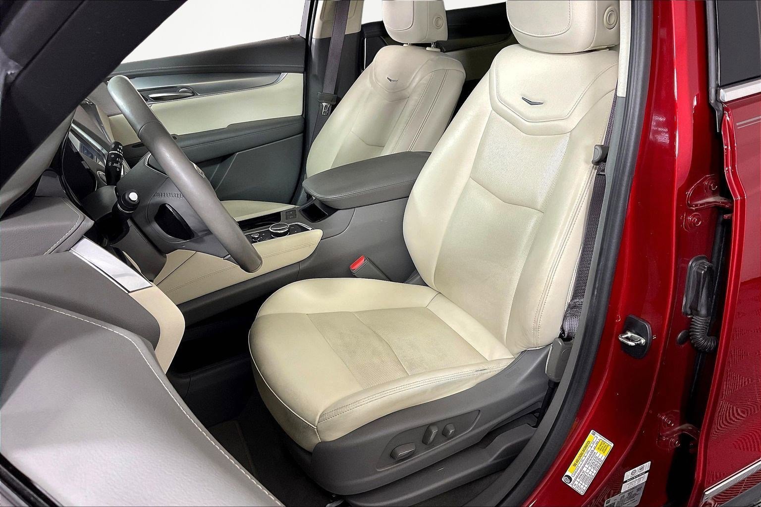 Certified 2023 Cadillac XT5 Premium Luxury image 21