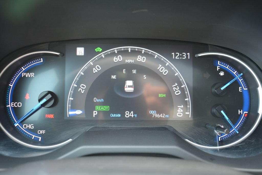 Used 2021 Toyota RAV4 XSE AWD/4WD image 13