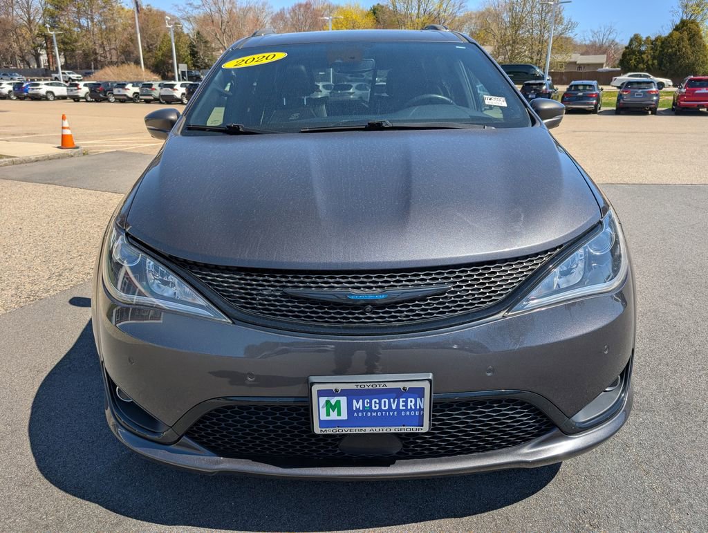Used 2020 Chrysler Pacifica Limited w/ Advanced Safetytec Group FWD image 9