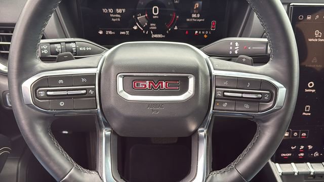 Used 2025 GMC Terrain Elevation AWD/4WD image 16