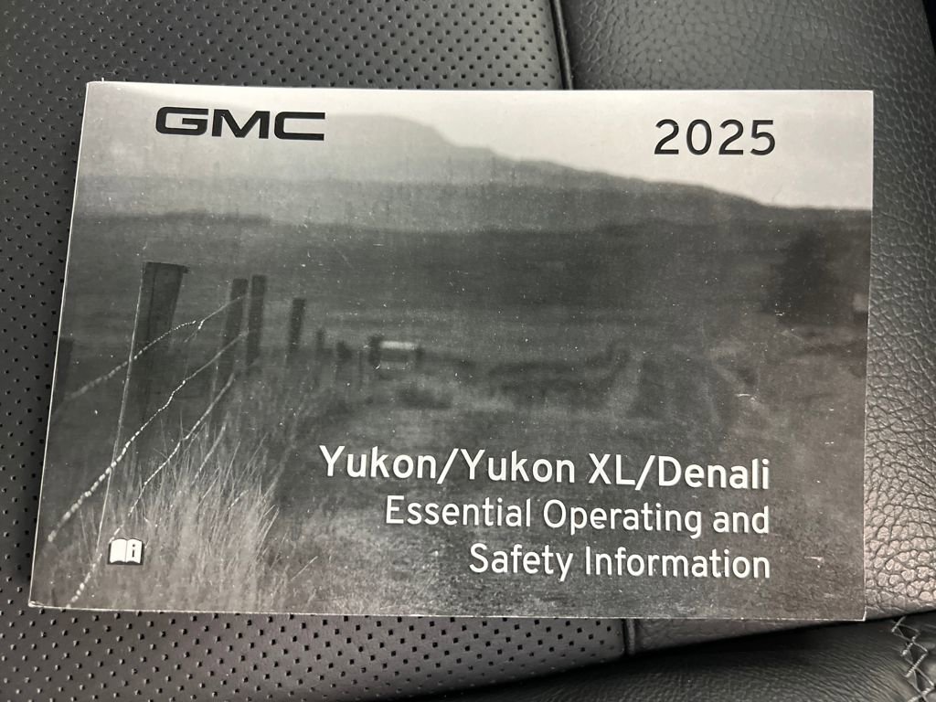 Used 2025 GMC Yukon Denali image 29