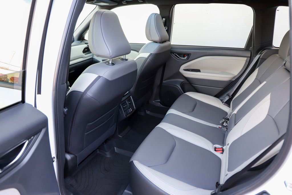 Used 2025 Subaru Forester Limited image 23